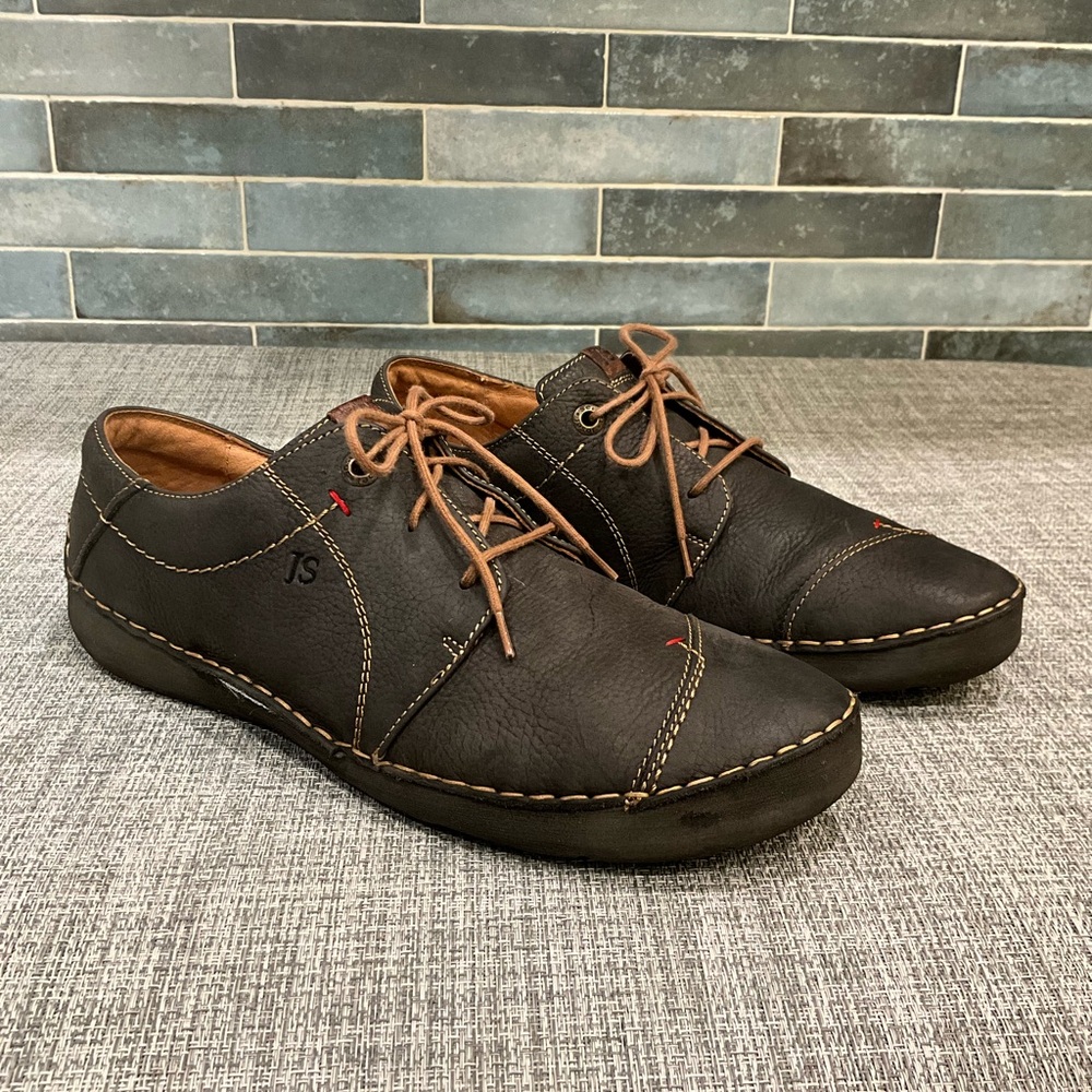 Josef Seibel Fergey 20 Women’s (or men) Leather Oxford In Brown Or Titan Color